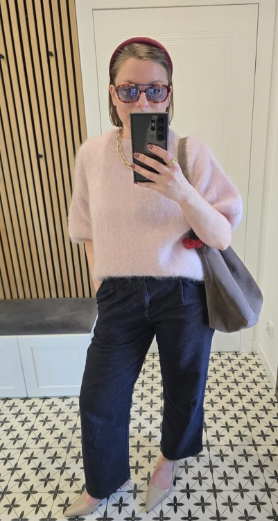 Sweter 81% kid moher pudrowy róż