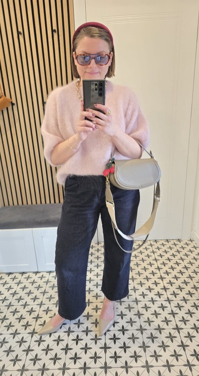 Sweter 81% kid moher pudrowy róż