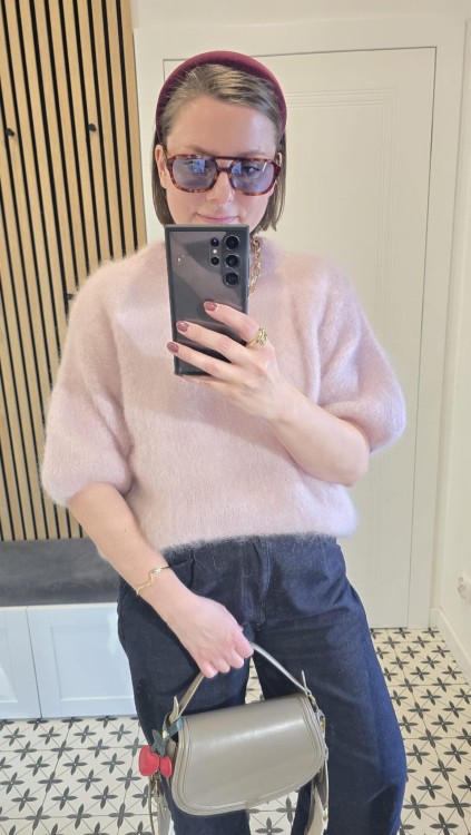 Sweter 81% kid moher pudrowy róż