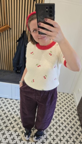 Sweter z krótkim rękawem czereśnia