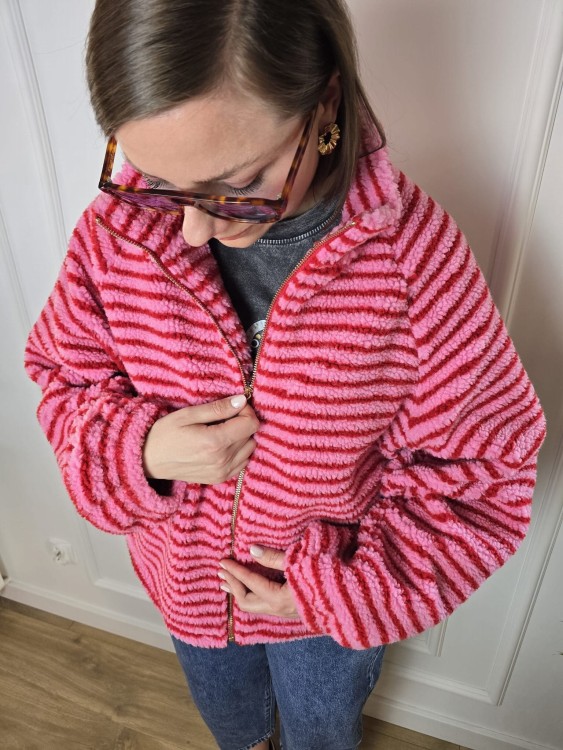 Kurtka / bluza teddy w paski – różowa
